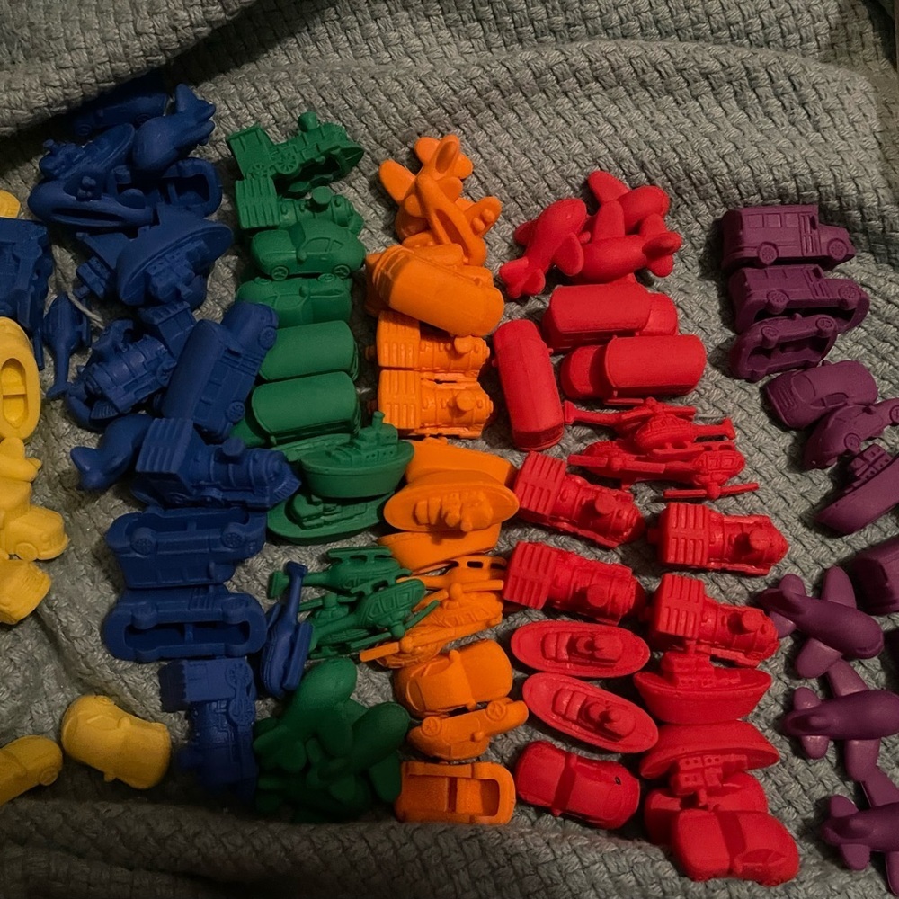 Lakeshore Counters 104 pieces for Counting, Sorting, and More